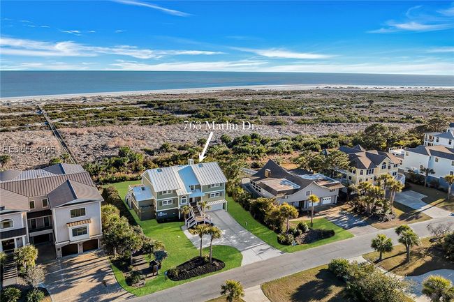 Front of Home/Ocean | Image 9