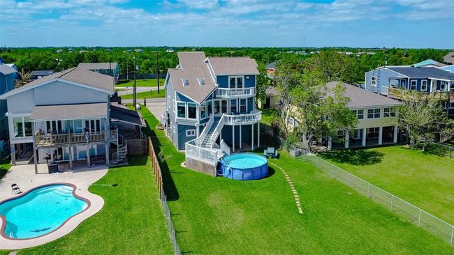 1547 John St, House other with 3 bedrooms, 2 bathrooms and 1 parking in San Leon TX | Image 47