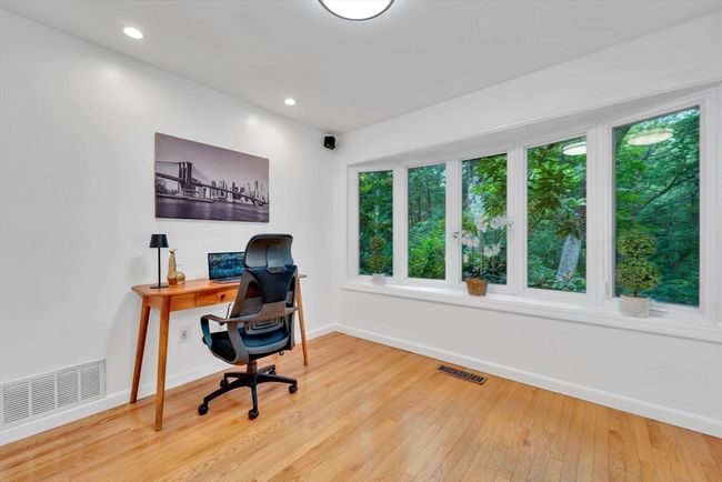 10 - 10 Fox Holw, Condo with 2 bedrooms, 3 bathrooms and 2 parking in Wayland MA | Image 19