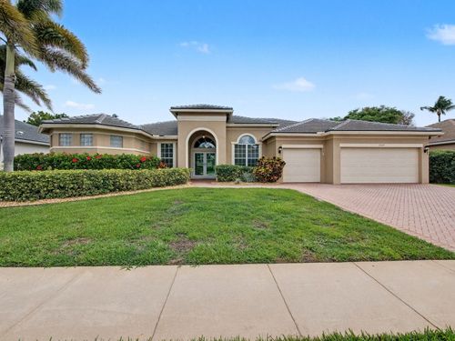 1549 Stonehaven Estates Dr, West Palm Beach, FL, 33411-6621 | Card Image