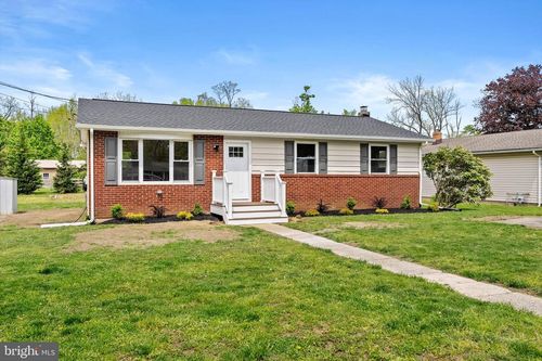 8 Gordon St, Allentown, NJ, 08501-1631 | Card Image