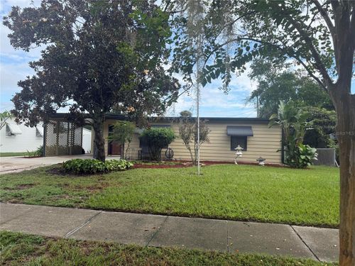 421 Kentia Rd, CASSELBERRY, FL, 32707-4916 | Card Image