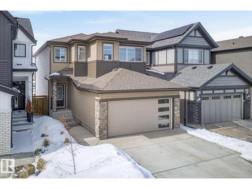 18 Nouveau Dr, St Albert, AB, T8N7Z7 | Card Image