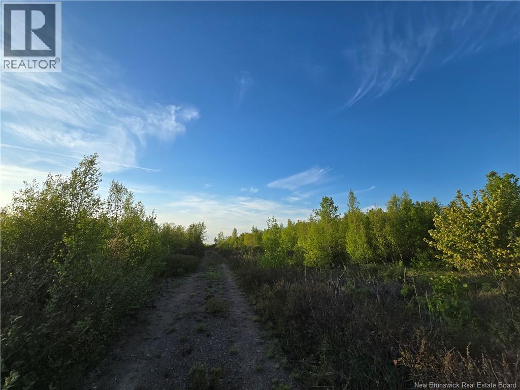 Land in Head Of Millstream 2