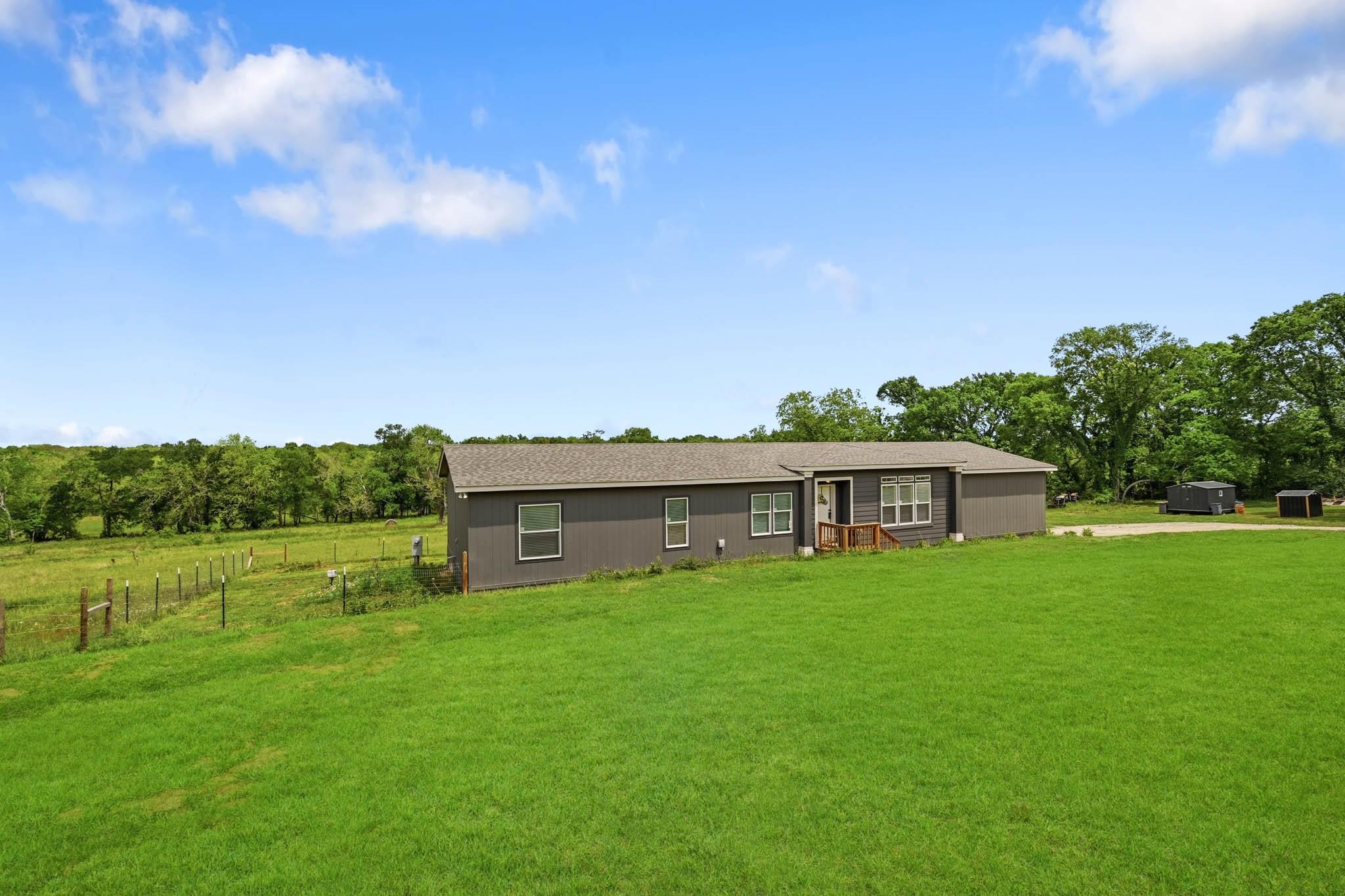 Farm in Dayton 3