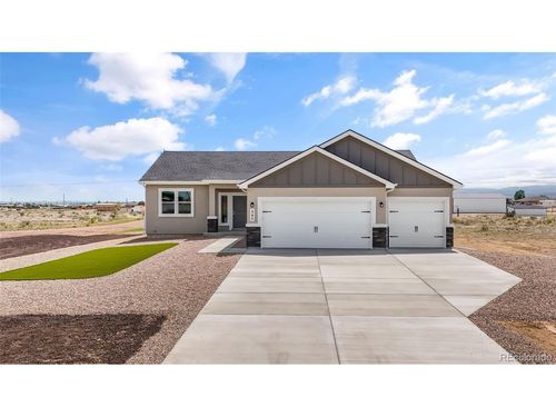 545 N Idledale Dr, Pueblo, CO, 81007-1104 | Card Image