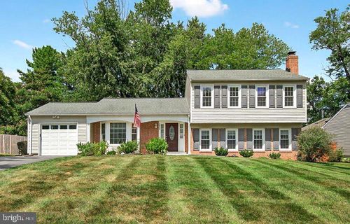 19833 Spurrier Ave, POOLESVILLE, MD, 20837-2016 | Card Image