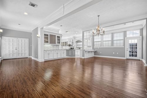 10310 Chevy Chase Dr, Houston, TX, 77042-2446 | Card Image
