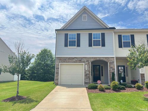 300 Reunion Ct, Garner, NC, 27529-6038 | Card Image