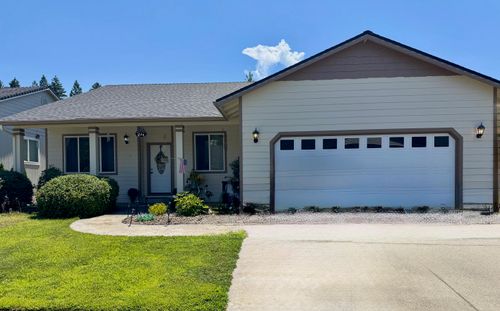 235 Cedar Brook Ln, Cave Junction, OR, 97523-9512 | Card Image