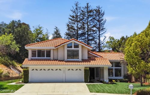 2007 Simsbury Ct, Thousand Oaks, CA, 91360-1922 | Card Image