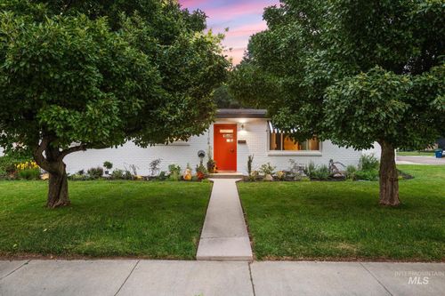 2108 S Pond St, Boise, ID, 83705-3678 | Card Image