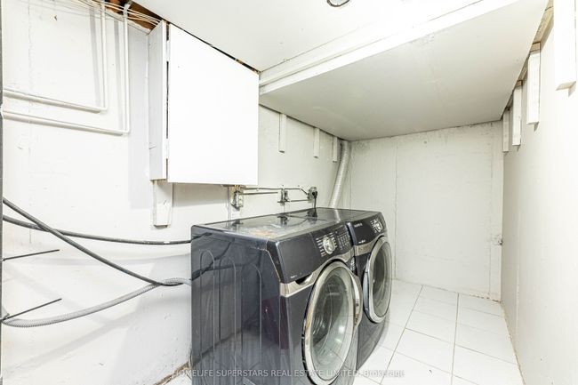13 Thistle Down Blvd, Condo with 4 bedrooms, 3 bathrooms and 1 parking in Toronto ON | Image 42