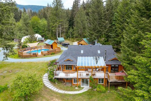 5982 Mayo Rd, Lake Cowichan, BC, V0R2G0 | Card Image