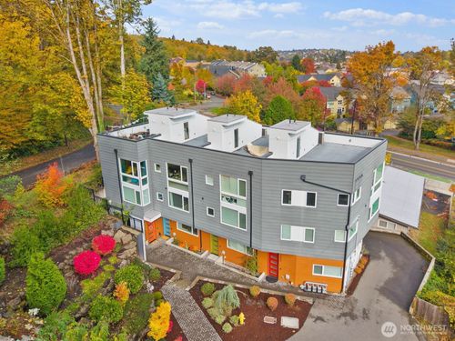 2802 S Alaska Pl, Seattle, WA, 98108-2142 | Card Image
