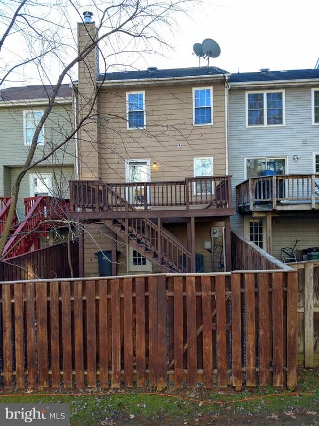 15205 Streamside Ct, Townhouse with 3 bedrooms, 4 bathrooms and null parking in DUMFRIES VA | Image 45