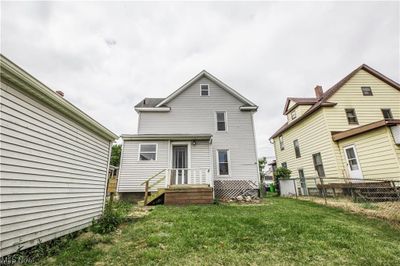 19 24th Street Nw, House other with 3 bedrooms, 1 bathrooms and null parking in Barberton OH | Image 3