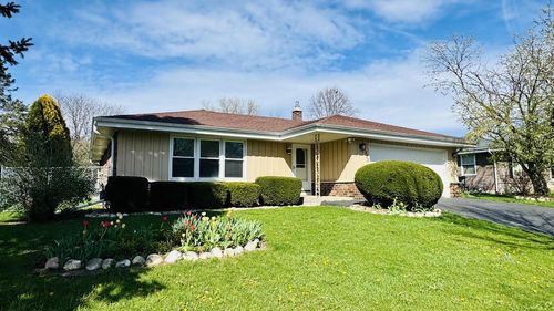 1523 David Lane, Waukesha, WI, 53189 | Card Image