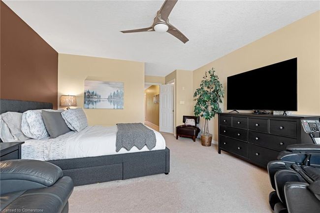 74 Colton Cir, Townhouse with 3 bedrooms, 4 bathrooms and 3 parking in Kitchener ON | Image 23