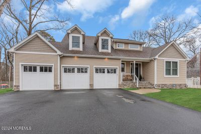 711 Eastern Lane, House other with 4 bedrooms, 3 bathrooms and null parking in Brick NJ | Image 1