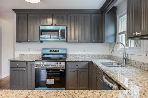 1-25 Enfield St, North Andover, MA, 01845-5058 | Card Image