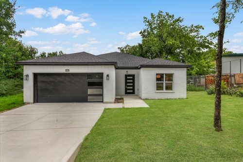 3513 Woodlake Dr, Granbury, TX, 76048-3452 | Card Image