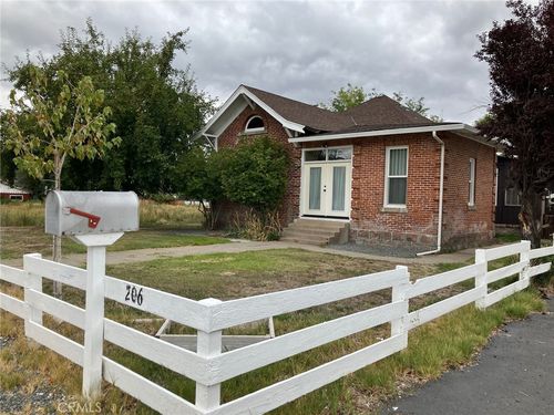 206 E Mcdowell Ave, Alturas, CA, 96101-4132 | Card Image