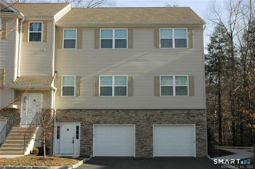 16-16 Riverview Ct, Brookfield, CT, 06804-1071 | Card Image