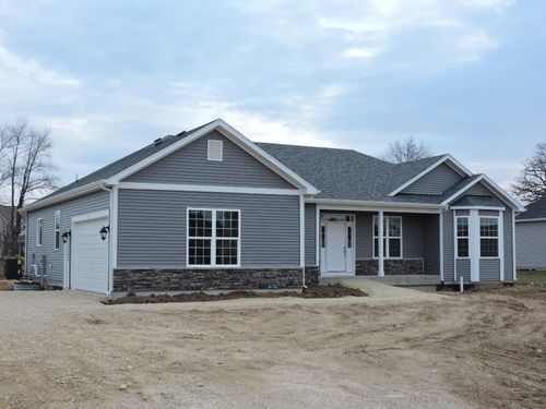 421 Clairmont Ct, Williams Bay, WI, 53191-1501 | Card Image