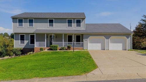 22 Westwood Dr, Parkersburg, WV, 26101-8646 | Card Image