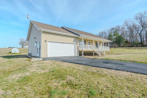 2008 Bessie Slaton Rd, Dandridge, TN, 37725-4416 | Card Image