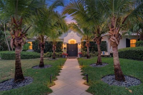 2095 S Porpoise Point Ln, Vero Beach, FL, 32963-2848 | Card Image
