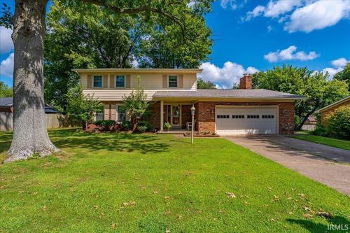 8366 Larch Place, Newburgh, IN, 47630 | Card Image