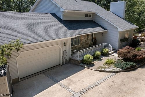 10 Catherine Ter, Byram Twp, NJ, 07821-3500 | Card Image