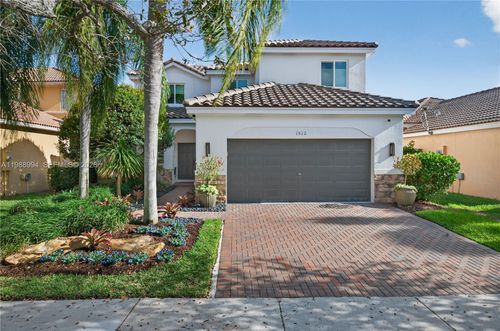 1512 Maple Dr, Weston, FL, 33327 | Card Image