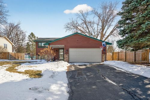 1564 Knoll Dr, Shoreview, MN, 55126-8580 | Card Image