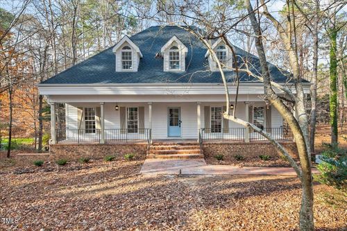 221 Huntington Drive, Chapel Hill, NC, 27514 | Card Image