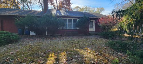 117 Crescent Dr, Michigan City, IN, 46360-2701 | Card Image