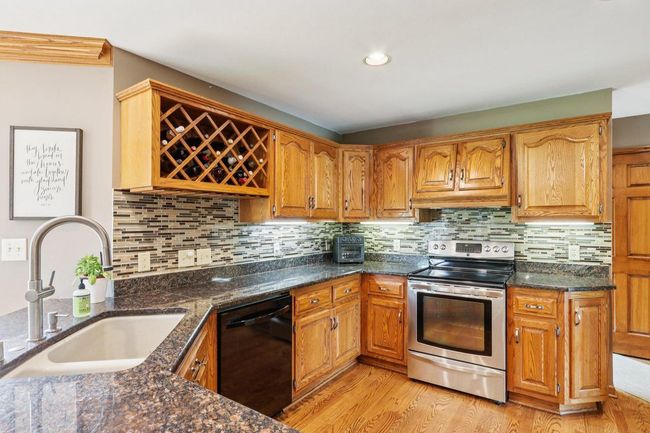 W151N10146 Windsong Circle, House other with 3 bedrooms, 2 bathrooms and null parking in GERMANTOWN WI | Image 17
