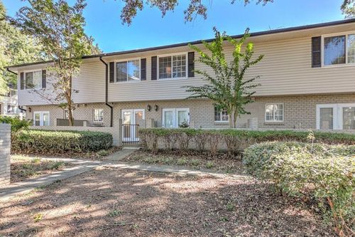 7e-6940 Roswell Rd, Sandy Springs, GA, 30328-2228 | Card Image