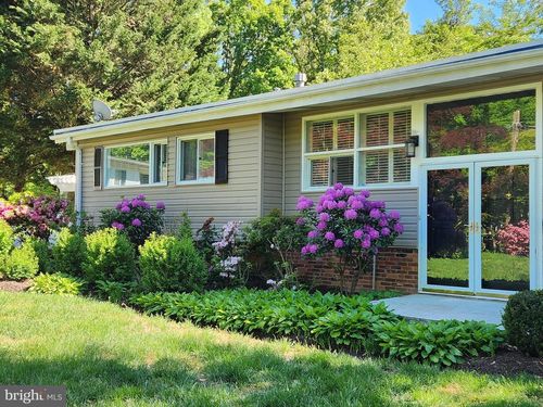 7403 Carmine St, Annandale, VA, 22003-5543 | Card Image