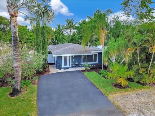 241 24th St, Wilton Manors, FL, 33311-3850 | Card Image