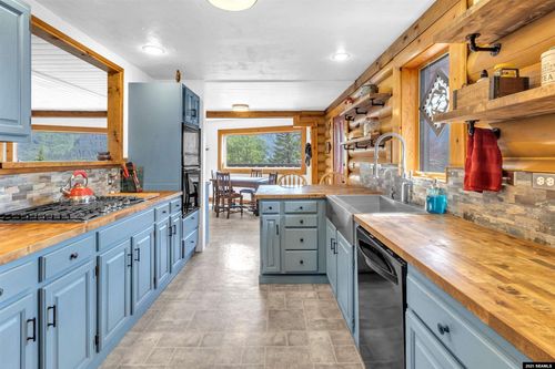 3185 Pioneer Ave, Juneau, AK, 99801-1963 | Card Image