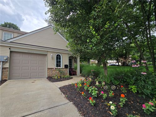 4573 Bucktail Dr, Allison Park, PA, 15101-2131 | Card Image
