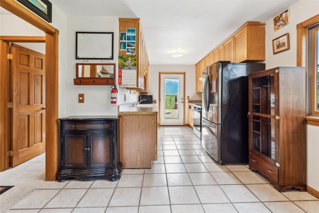 kitchen entry | Image 19