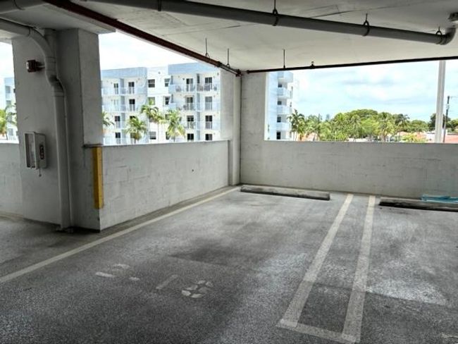 APT-603 - 2600 Sw 27 Th Ave, Condo with 2 bedrooms, 2 bathrooms and null parking in Miami FL | Image 22