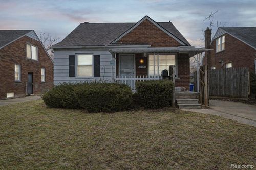 12582 Duchess St, Detroit, MI, 48224-1066 | Card Image