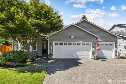 4418 70th Ave Ne, Marysville, WA, 98270-6986 | Card Image