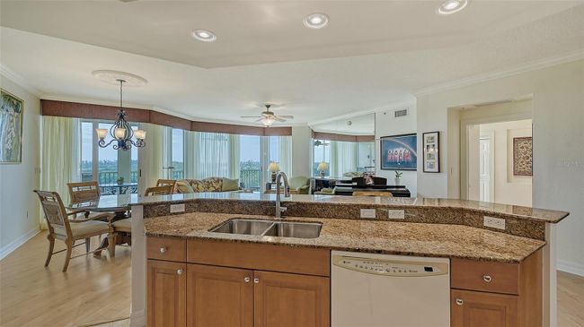 APT-603 - 409 N Point Rd, Condo with 3 bedrooms, 3 bathrooms and null parking in OSPREY FL | Image 25
