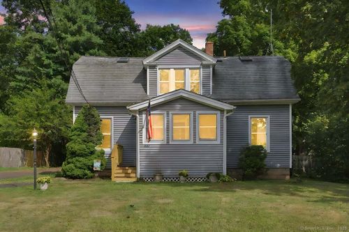 100 Berlin St, Southington, CT, 06489-3704 | Card Image